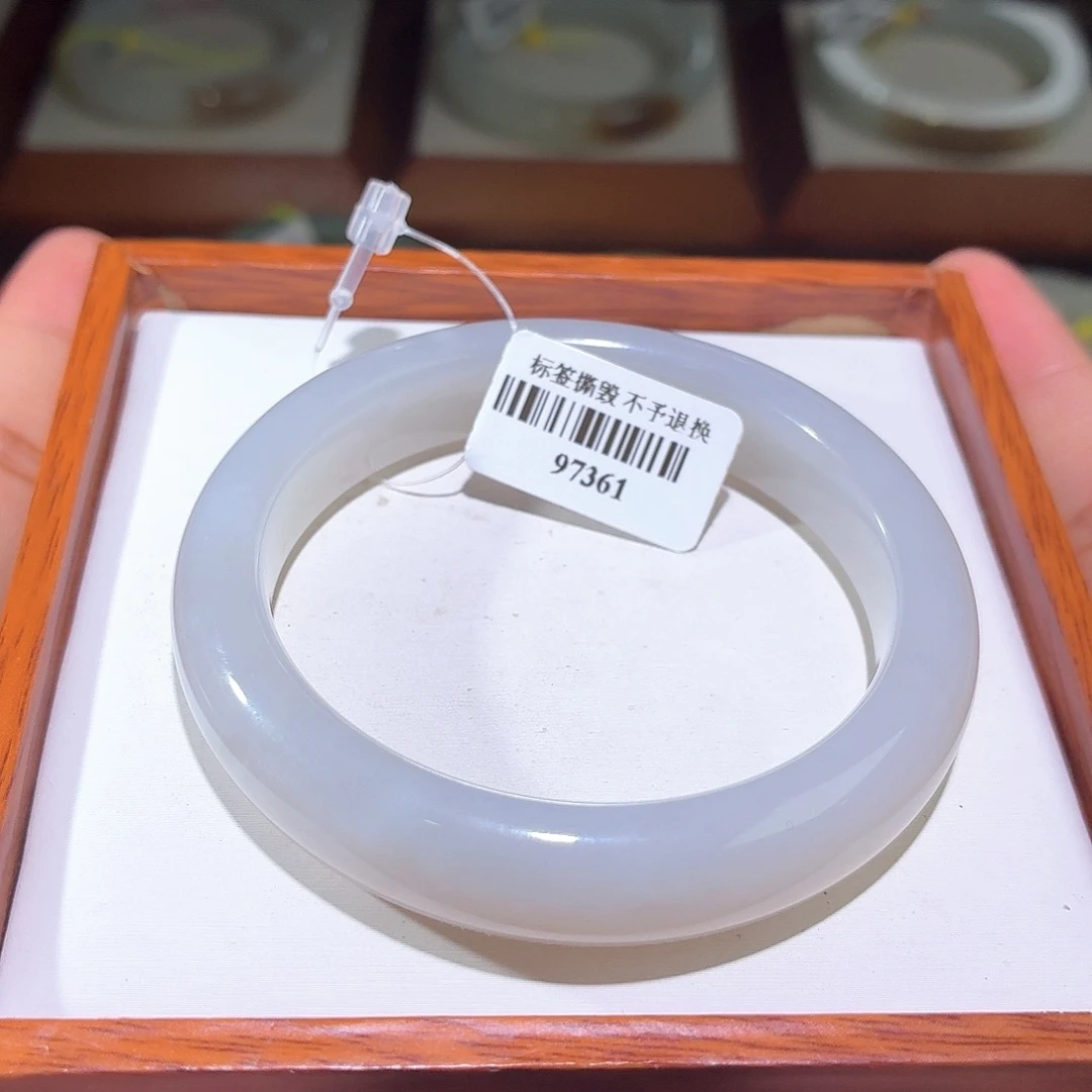 和田玉手镯未镶嵌和田玉5455