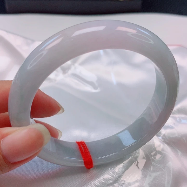 欧***)翡翠手镯未镶嵌58圈