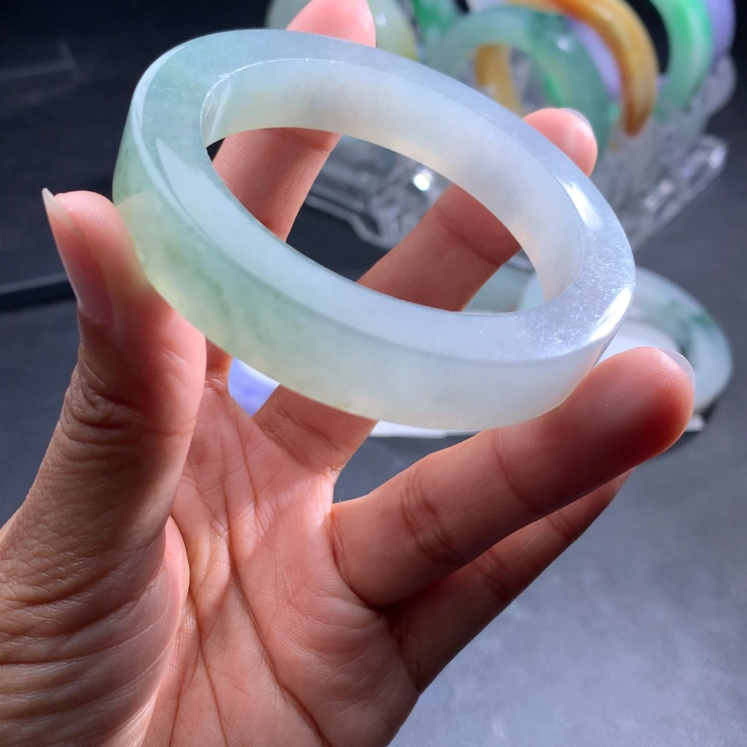 定制翡翠手镯未镶嵌