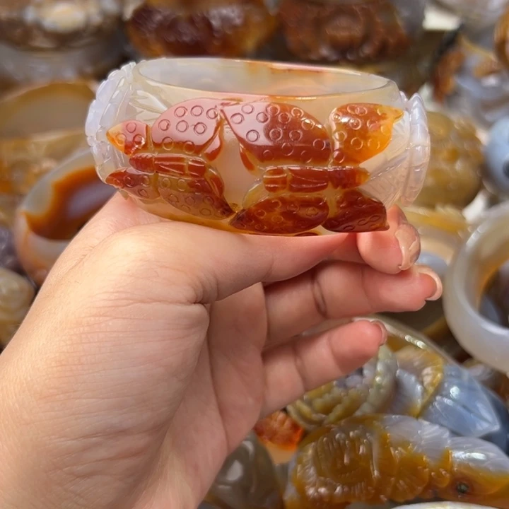 星***璨手镯玛瑙/玉髓未镶嵌一共600