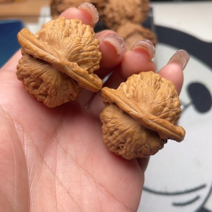 文玩核桃把件a**九红袍34