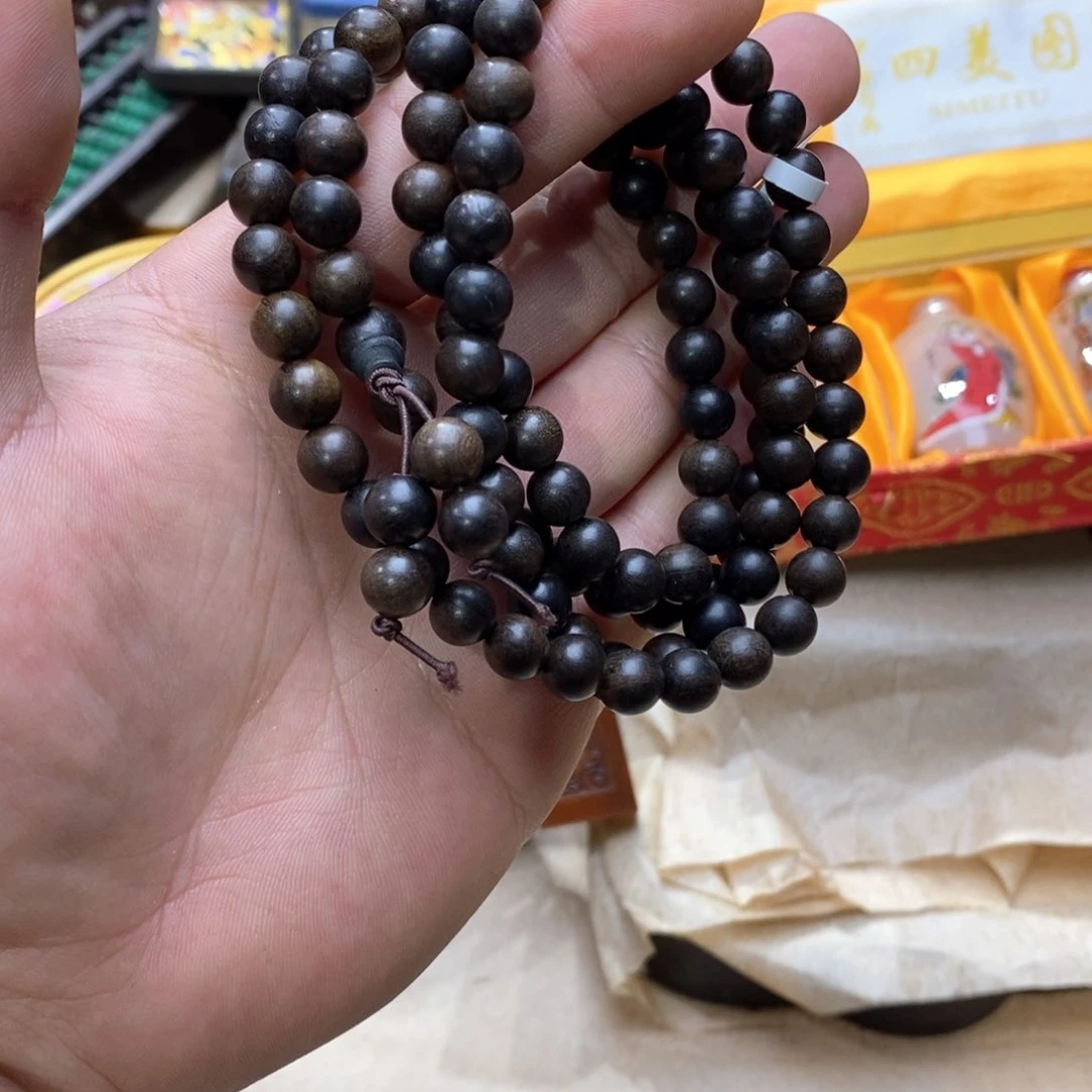 大叶紫檀（黑酸枝木类）