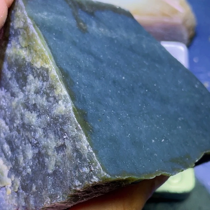 和田玉（糖玉）未镶嵌珠宝半成品