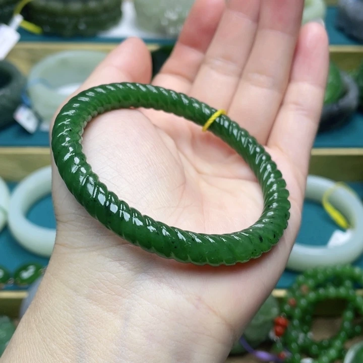 和田玉手镯55+圈口 编号4未镶嵌