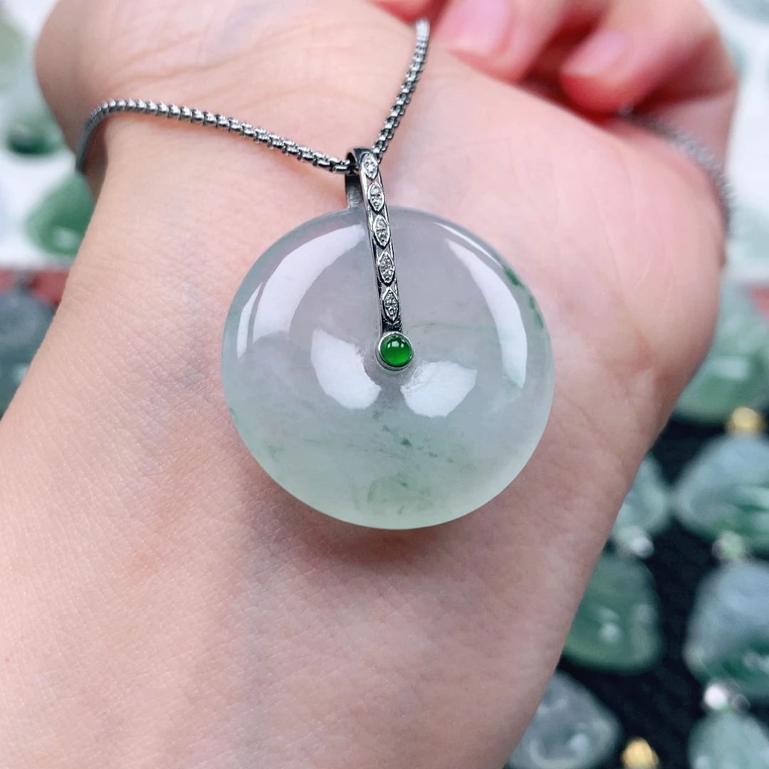 翡翠18K金镶嵌吊坠(不含链)?**?