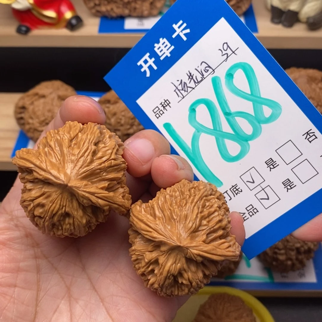 文玩核桃把件39尺全品核老闷