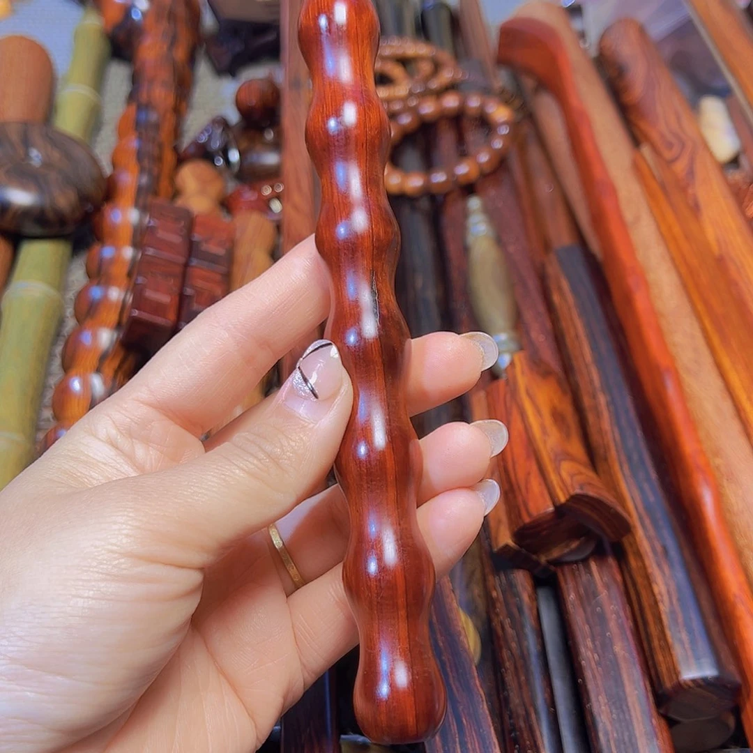 维腊木（绿檀）?****板东非小叶