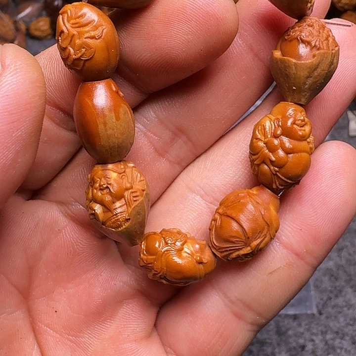 橄榄核手串你是谁