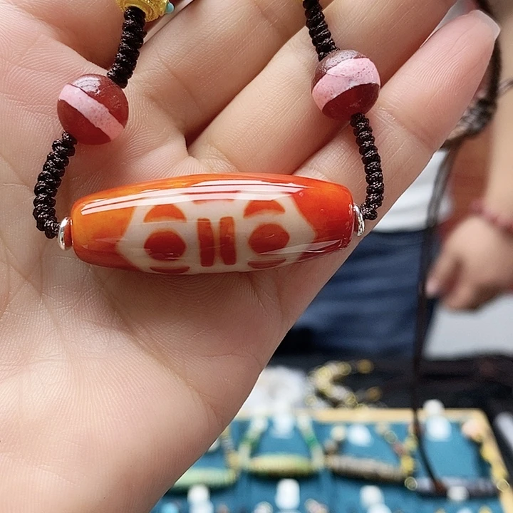 玛瑙/玉髓颈饰合金