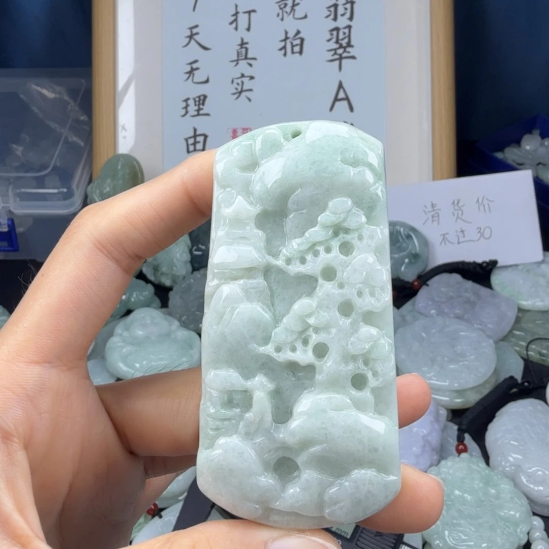 翡翠未镶嵌颈饰翡翠