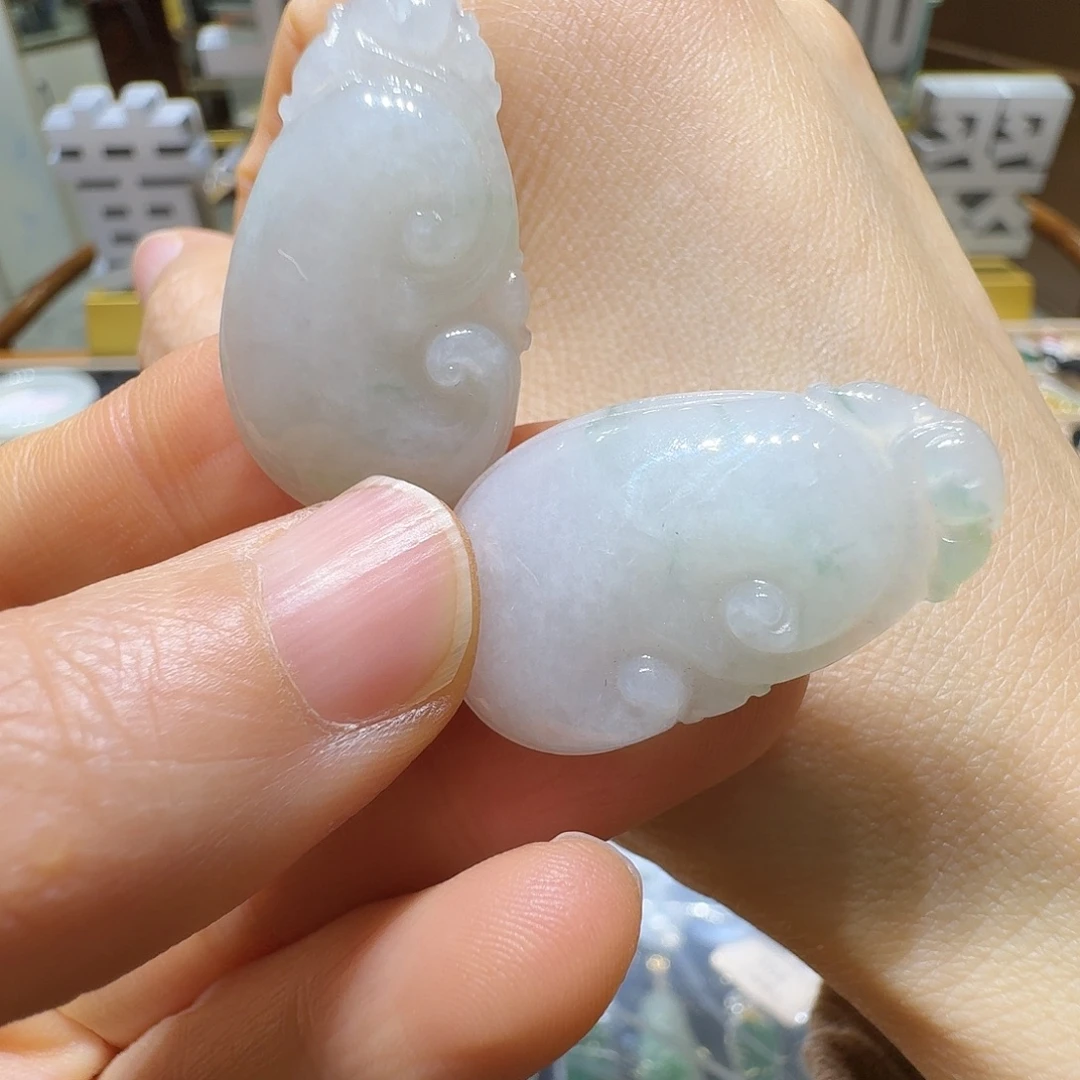 翡翠未镶嵌吊坠(不含链)翡翠吊坠