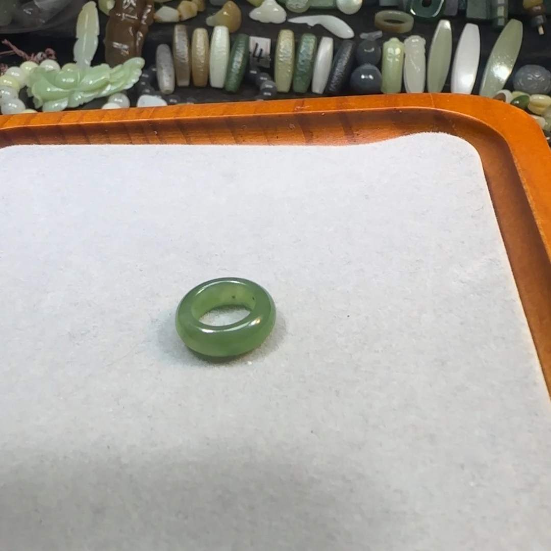 和田玉未镶嵌颈饰和田玉碧玉跑环