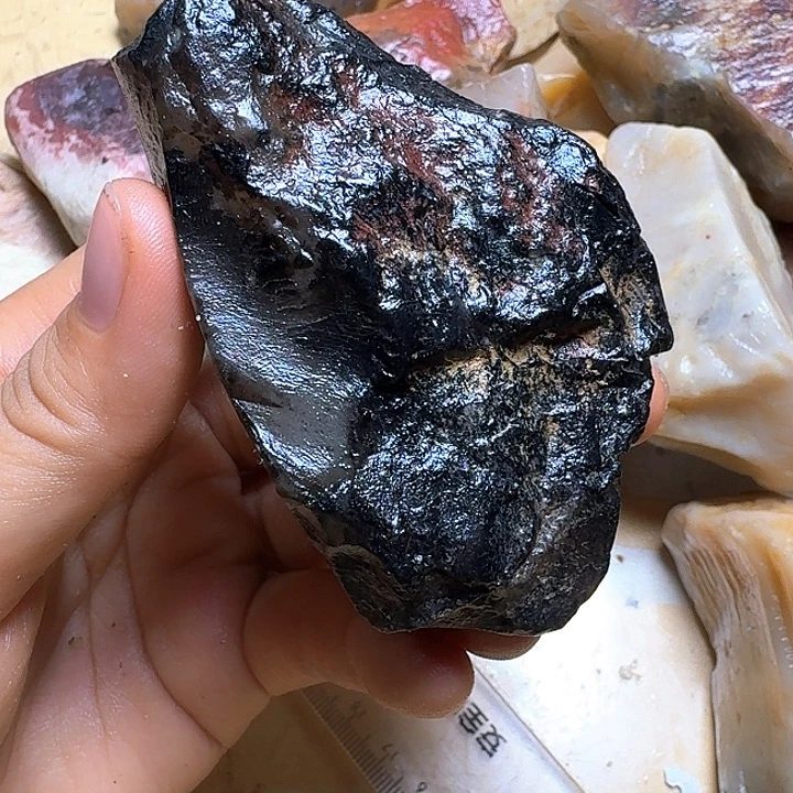 用***4寿山石寿山石的颜色