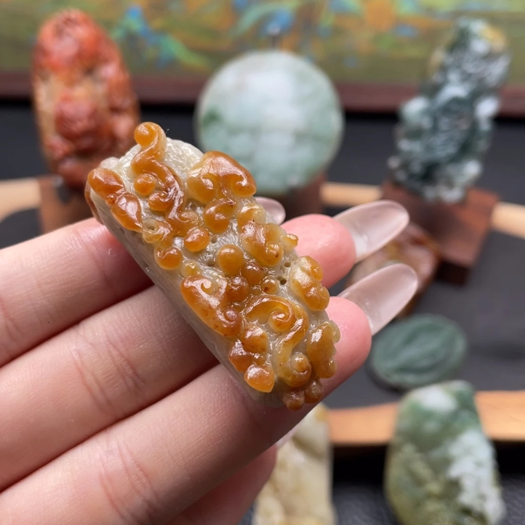 定制翡翠未镶嵌翡翠