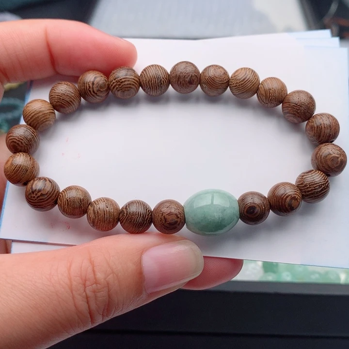 翡翠未镶嵌手链多样性