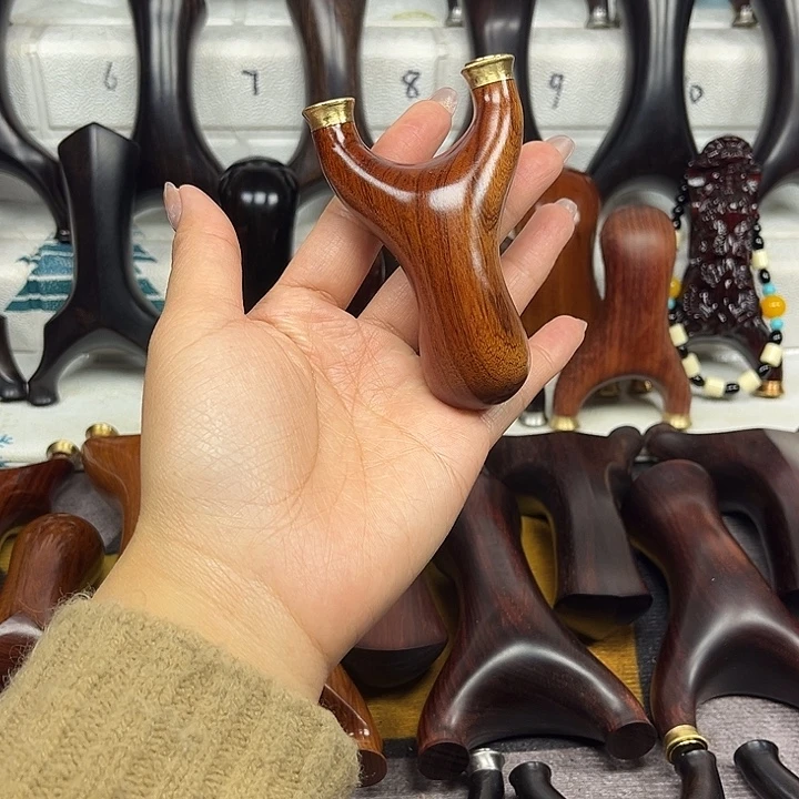 木沙铁快压小胖。。