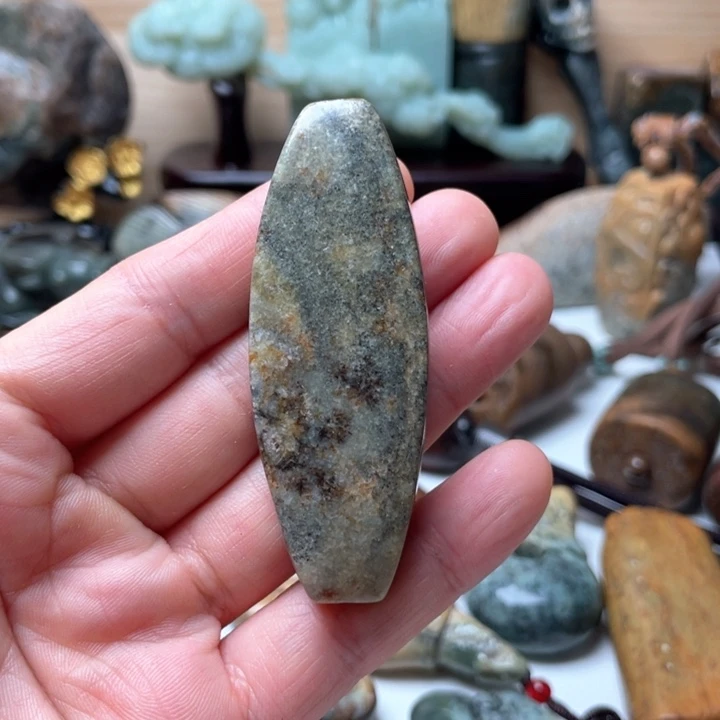 岫岩河磨玉（透闪石质玉）挂件未镶嵌