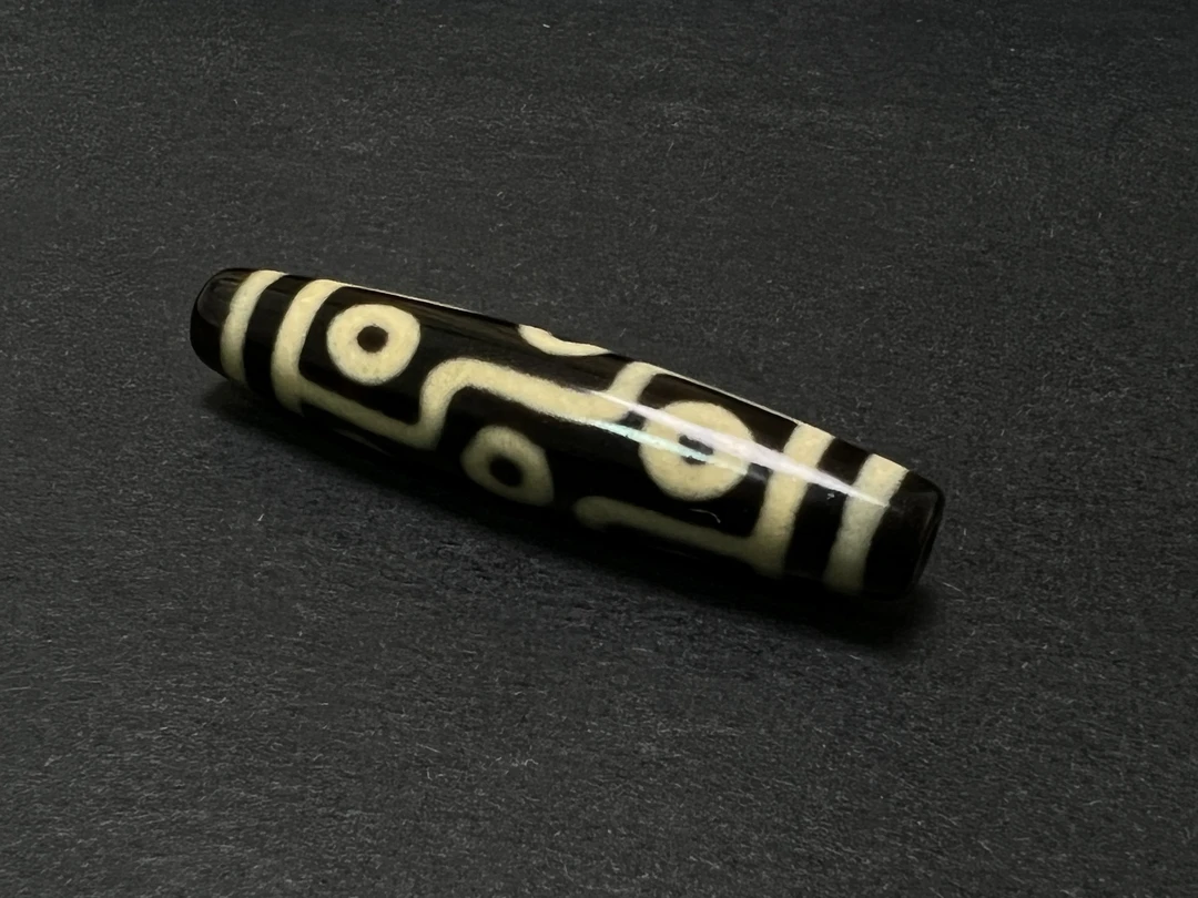 李蕾蛋饰品店/24 精选牙黄大尺寸折线九