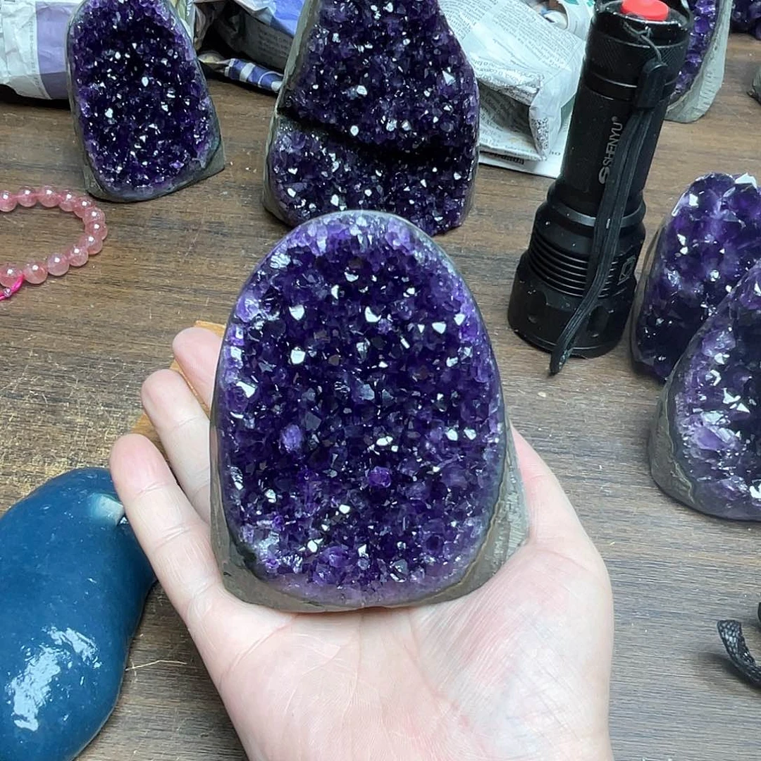 紫晶大型摆件（非配饰）未镶嵌