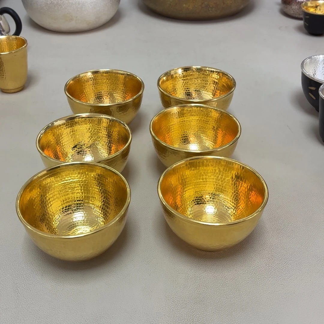 Y***a李小鹤里外金4克足金仿古杯6个