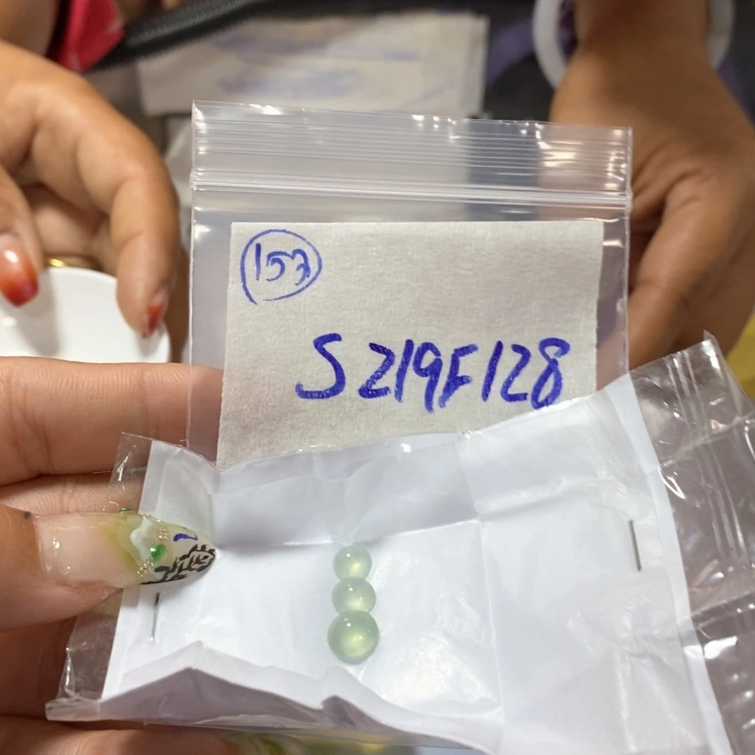 定制翡翠未镶嵌?*不