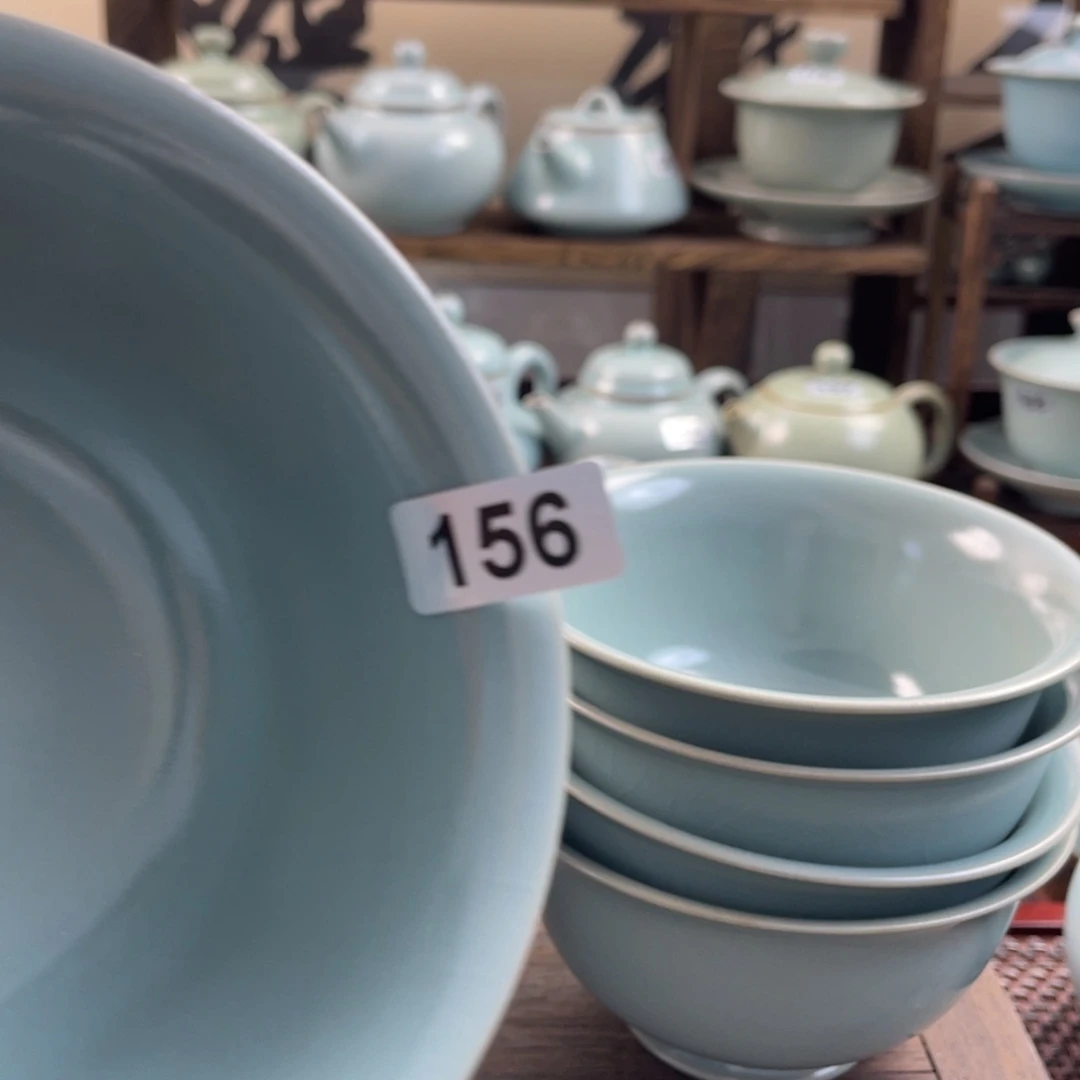 L***R仿古156两个……………………