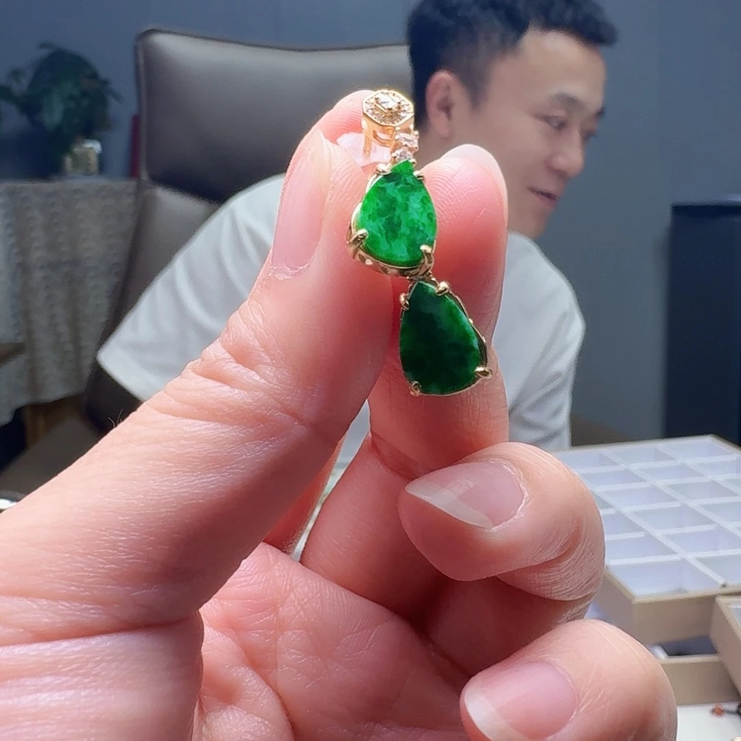 翡翠银S925镶嵌耳饰天然