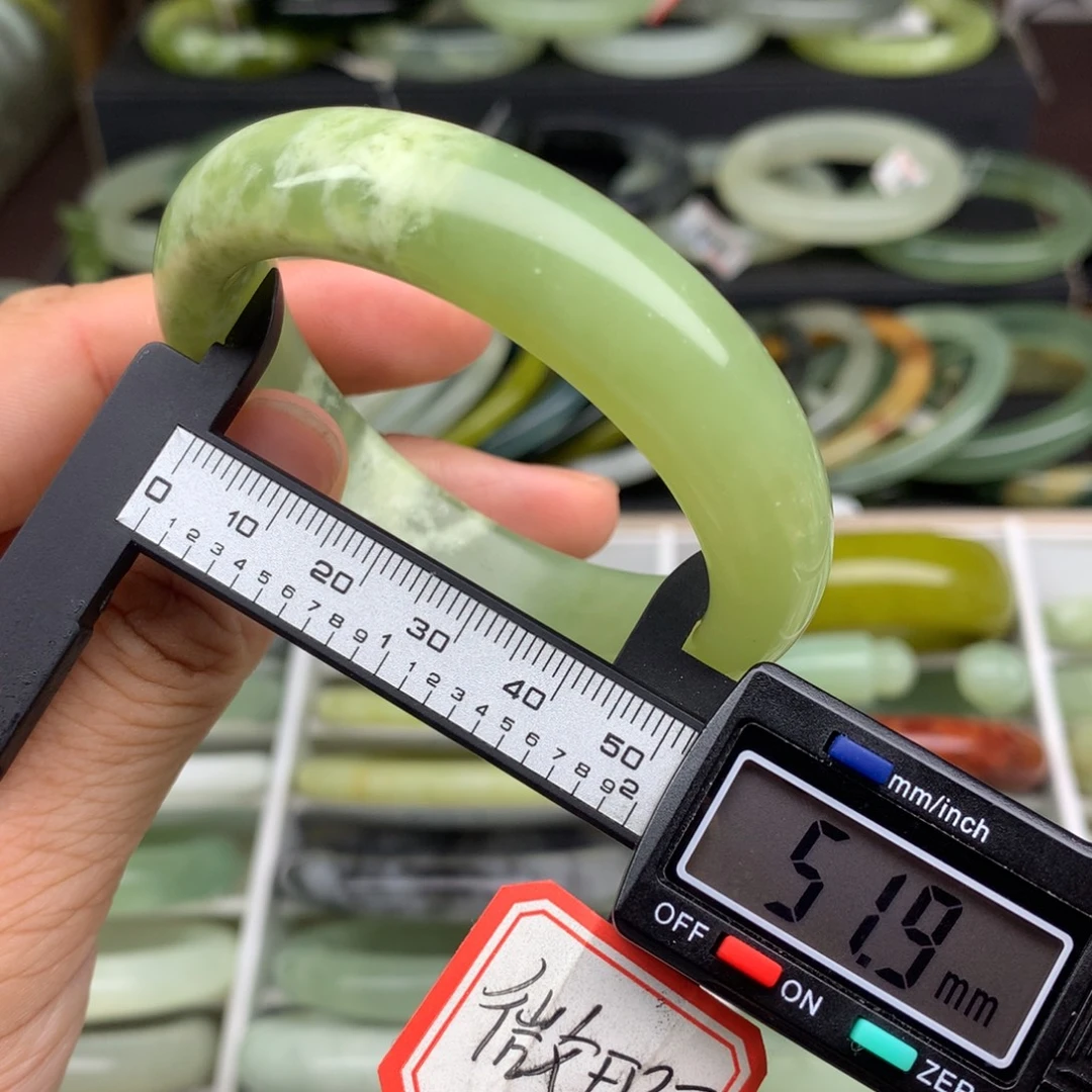 未镶嵌蛇纹石玉手镯706