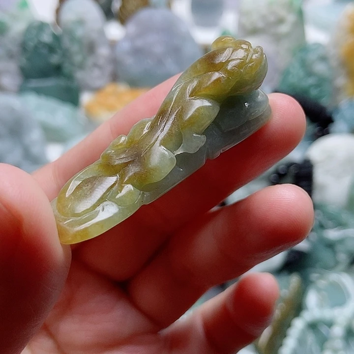 翡翠未镶嵌吊坠(不含链)1