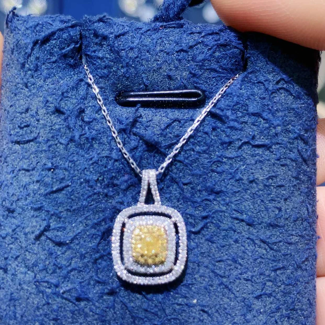 【闪购商品】钻石项链18K金镶嵌项链