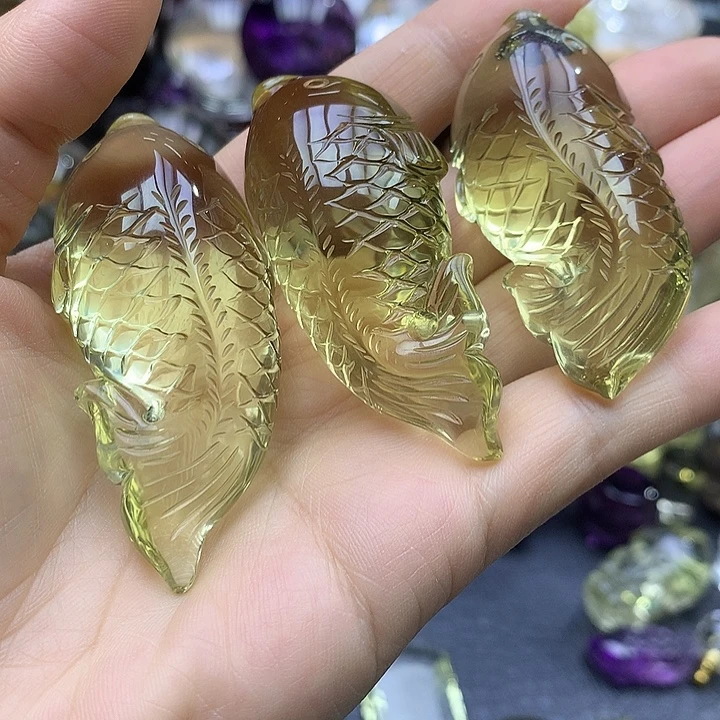 米***多水晶珠宝半成品未镶嵌