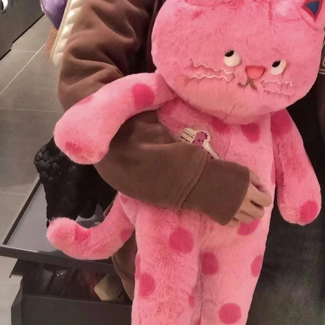 可爱波点猫咪毛绒玩偶抱枕抱睡送女生礼物公仔毛绒玩具娃娃睡觉