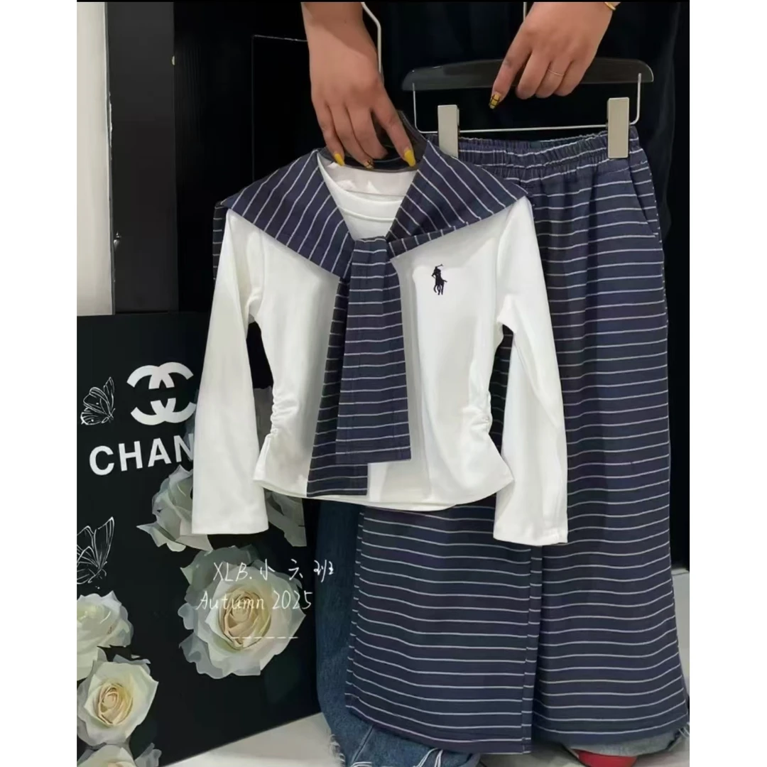 秋季新款刺绣小马长袖+条纹长裤+披肩三件套