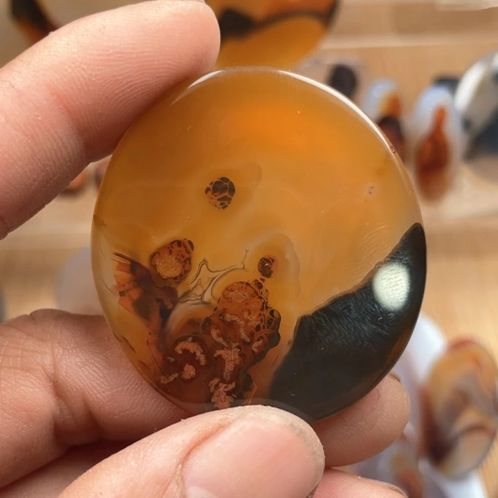 玛瑙/玉髓吊坠未镶嵌鲸**哥