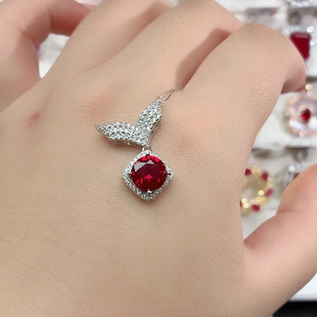 925银培育缅甸鸽血红色宝石