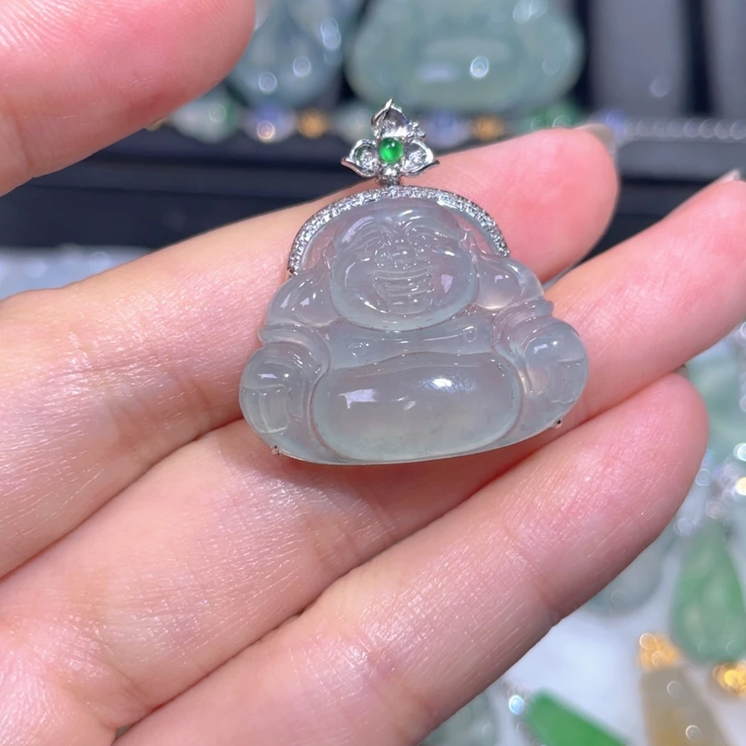 颈饰18K金镶嵌翡翠翡翠