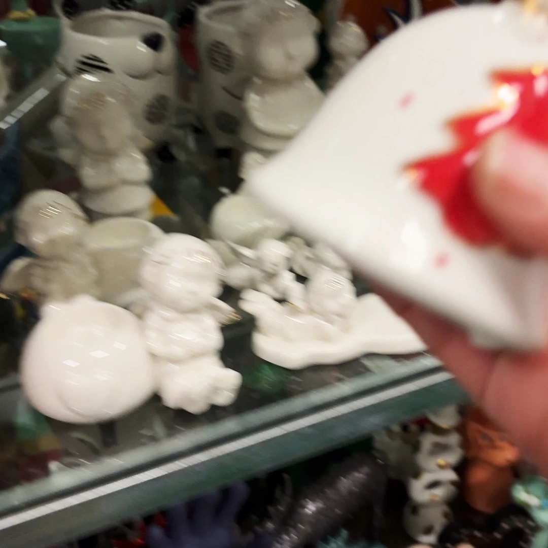 皮***白陶瓷艺术设计中心