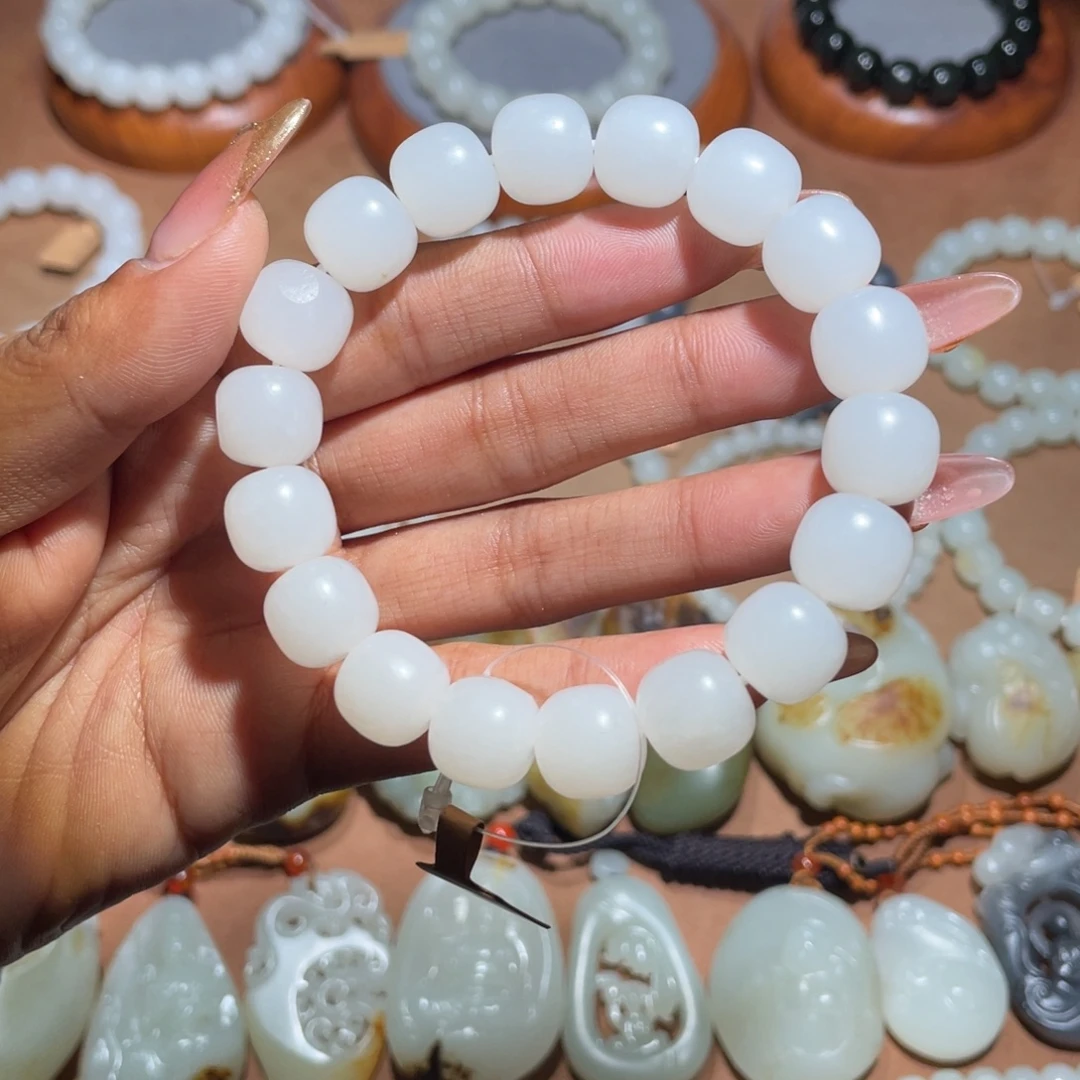 和田玉未镶嵌手链