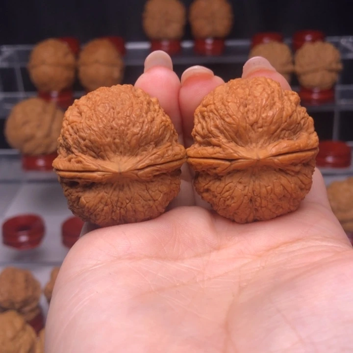 文玩核桃吊坠源****25鱼子纹元宝