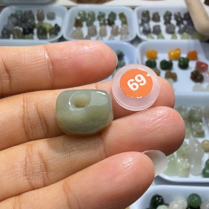 未镶嵌和田玉珠宝半成品