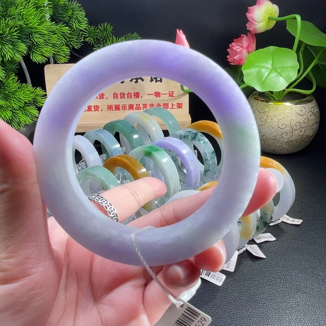 未镶嵌翡翠手镯定制翡翠