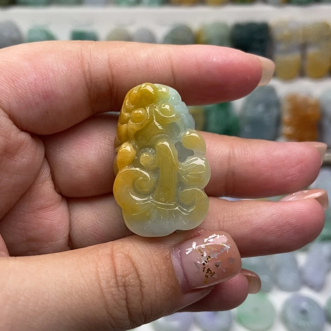 吊坠(赠链)未镶嵌翡翠
