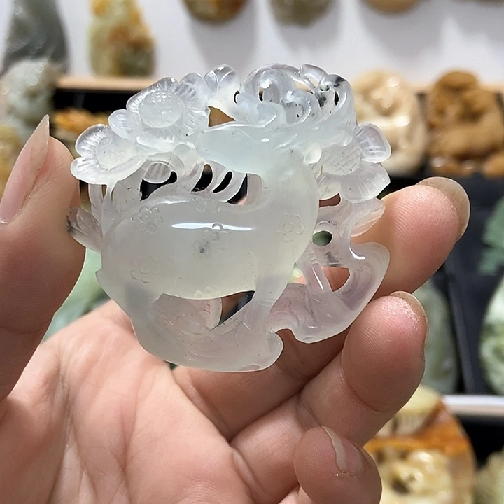 蛇纹石玉未镶嵌挂件