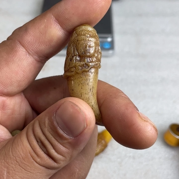 核桃木/黑胡桃（胡桃木）玉华吊坠