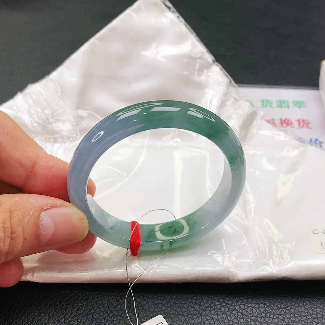 未镶嵌手镯翡翠天然翡翠手镯