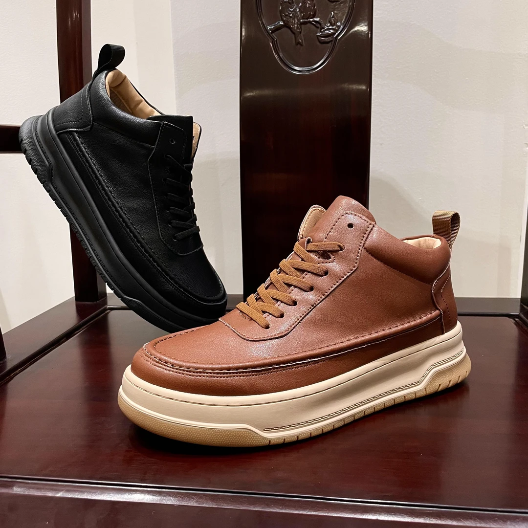真皮靴子男新款加绒保暖中高帮板鞋时尚厚底潮鞋百搭休闲男鞋