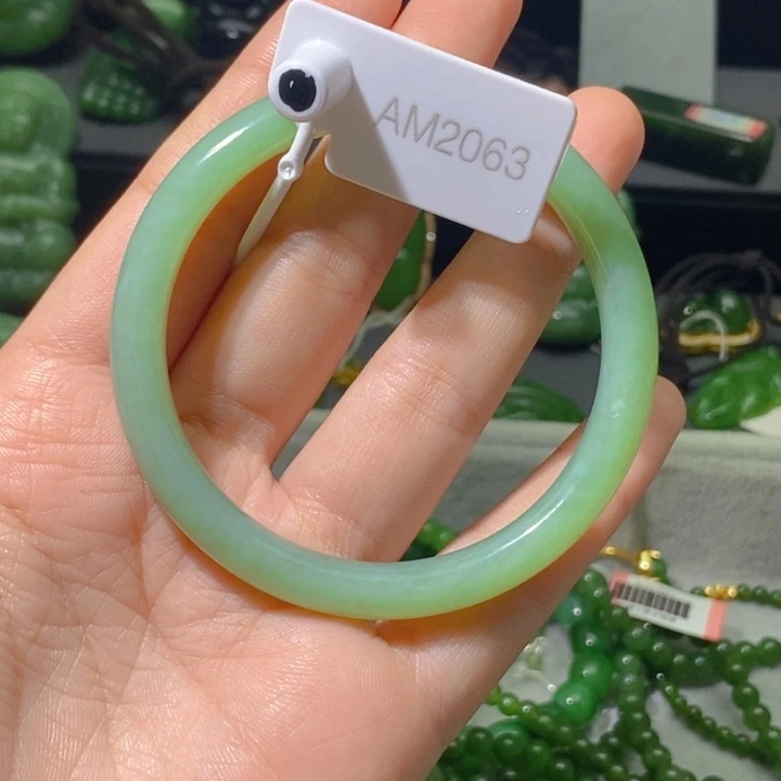 和田玉（碧玉）未镶嵌手镯