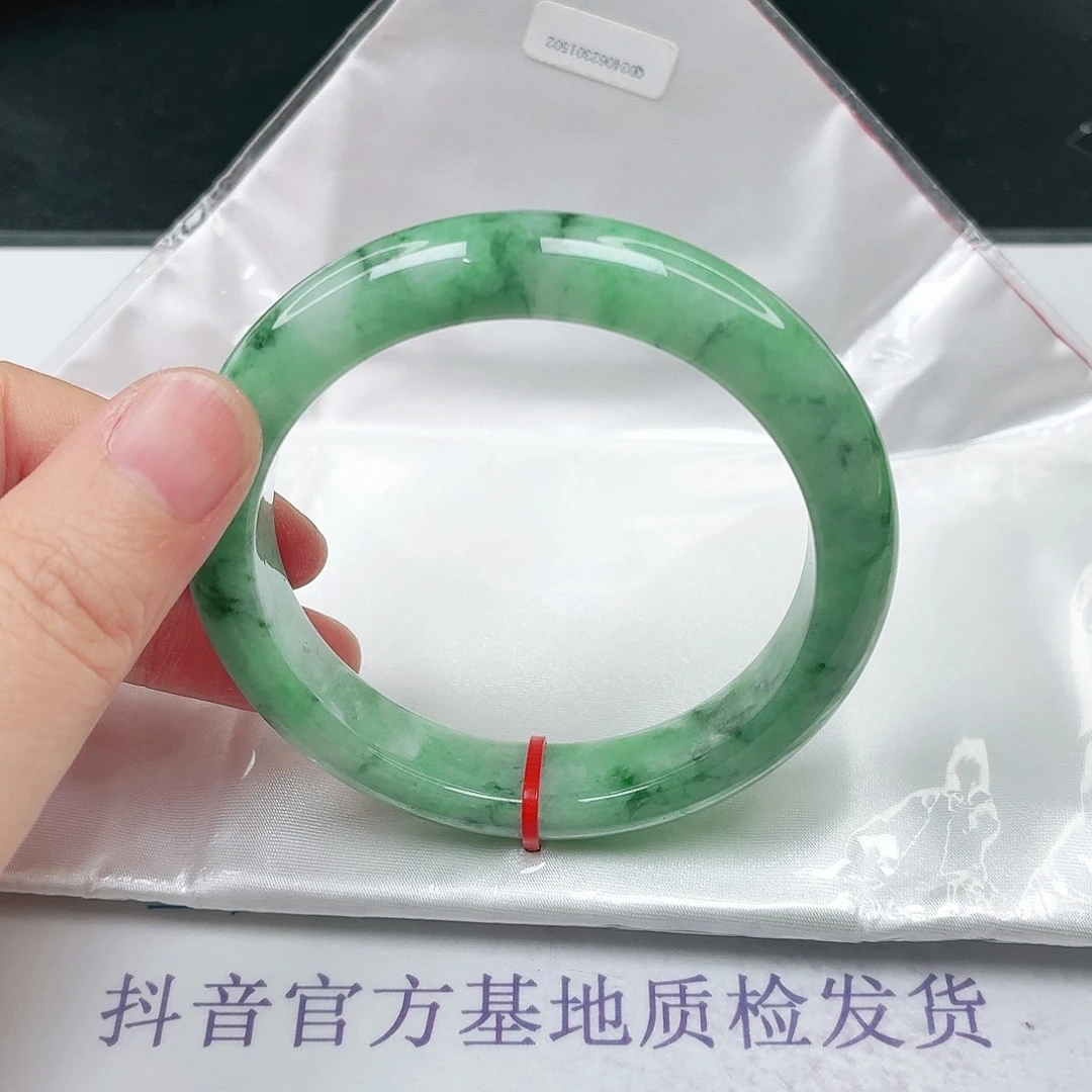 未镶嵌手镯翡翠57