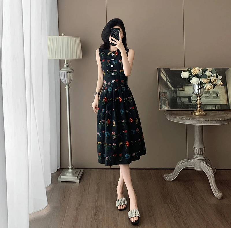 夏季法式小众无袖连衣裙新款显瘦气质复古收腰印花中长款裙子