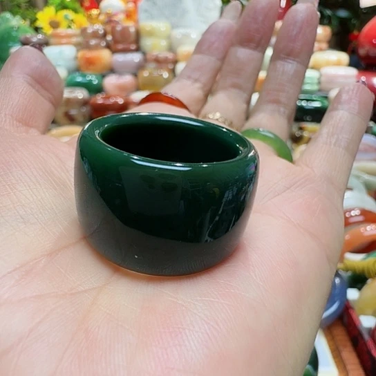 玛瑙/玉髓戒指未镶嵌四*